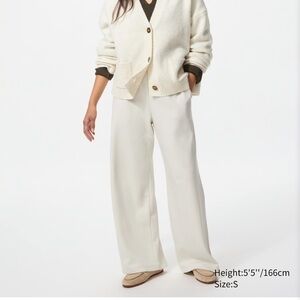 Uniqlo Women’s Warm Fleece Straight Pants
